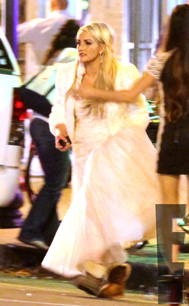 Exclusive See The First Pics From Jamie Lynn Spears Wedding E Online